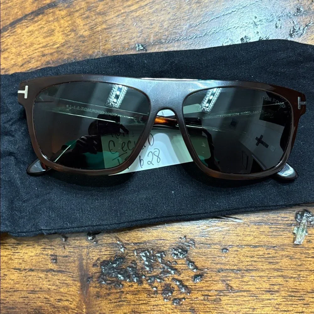 TOM FORD CECILIO-02 TF628 56K UNISEX SUNGLASSES 57-15-145 Case